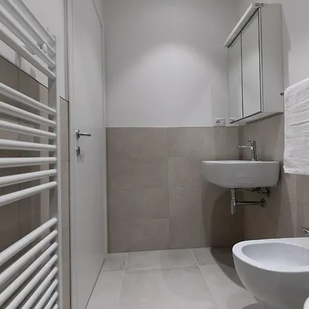 דירה Verona Suites *